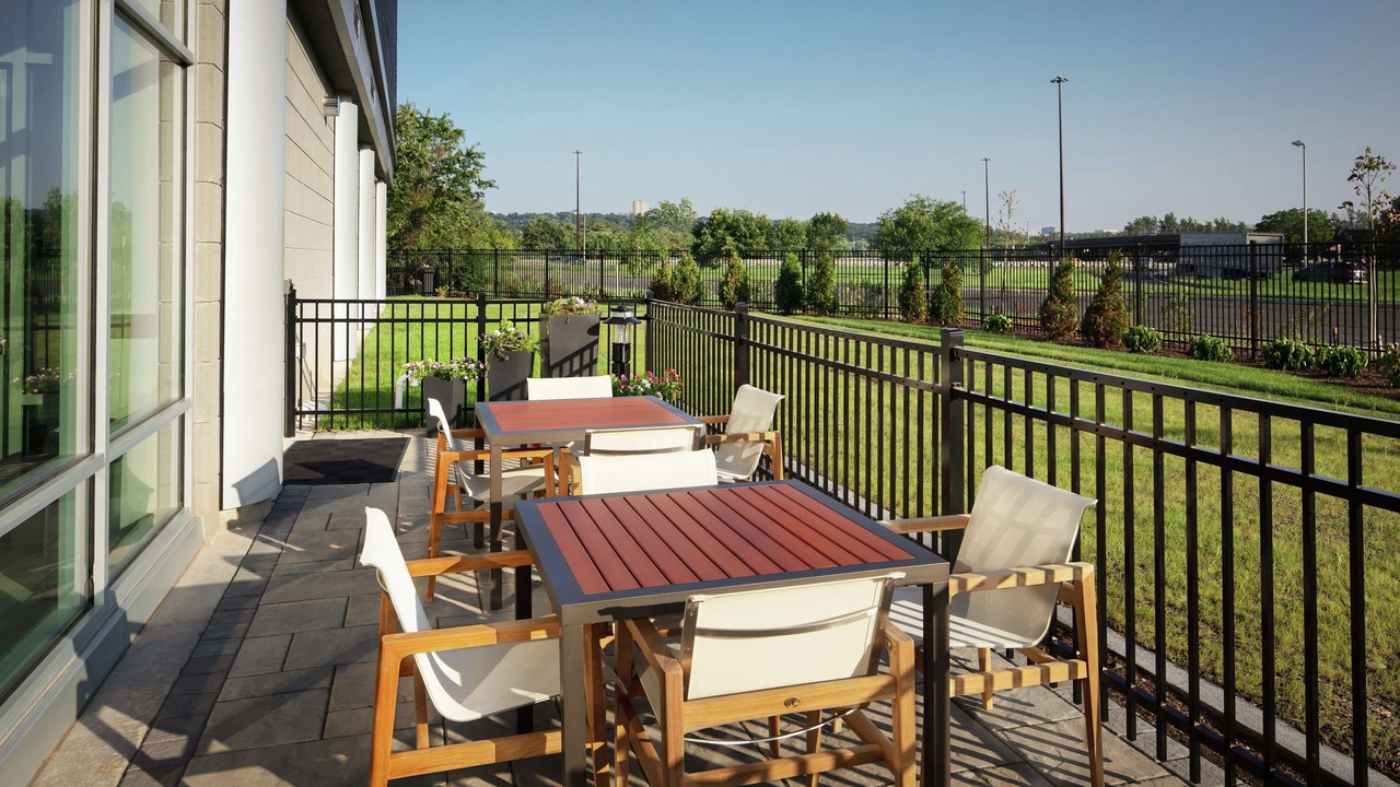 Photo of Patio Balcony in Teaneck