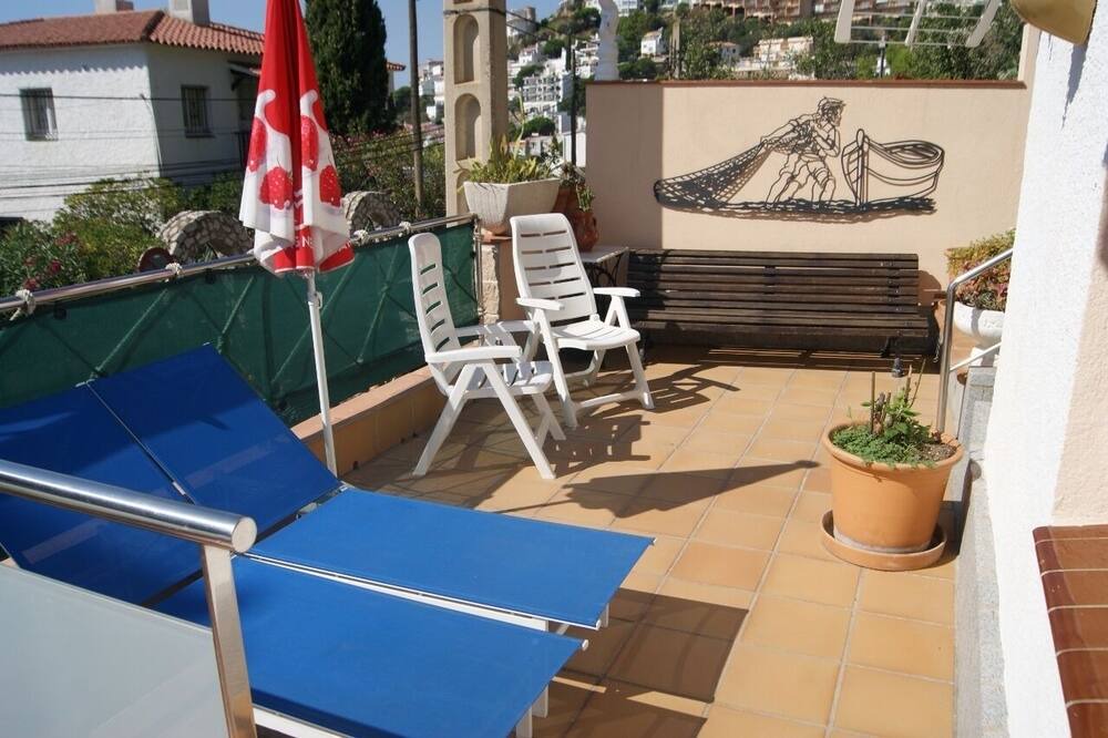 Photo of Patio Balcony in Almadraba-Canyelles