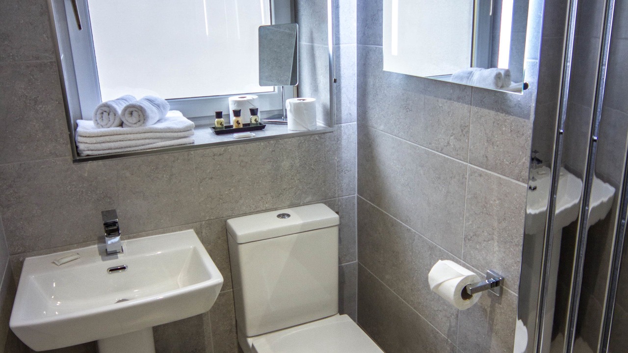 Photo of Bathroom in Auchengray