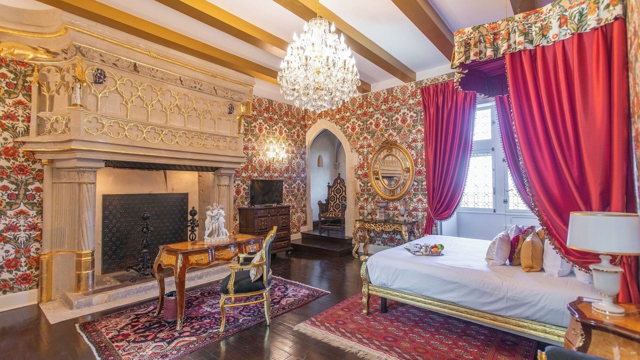 Photo of Bedroom in Chenehutte-Treves-Cunault