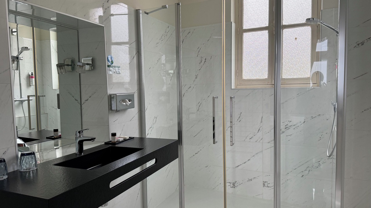 Photo of Bathroom in Chenehutte-Treves-Cunault