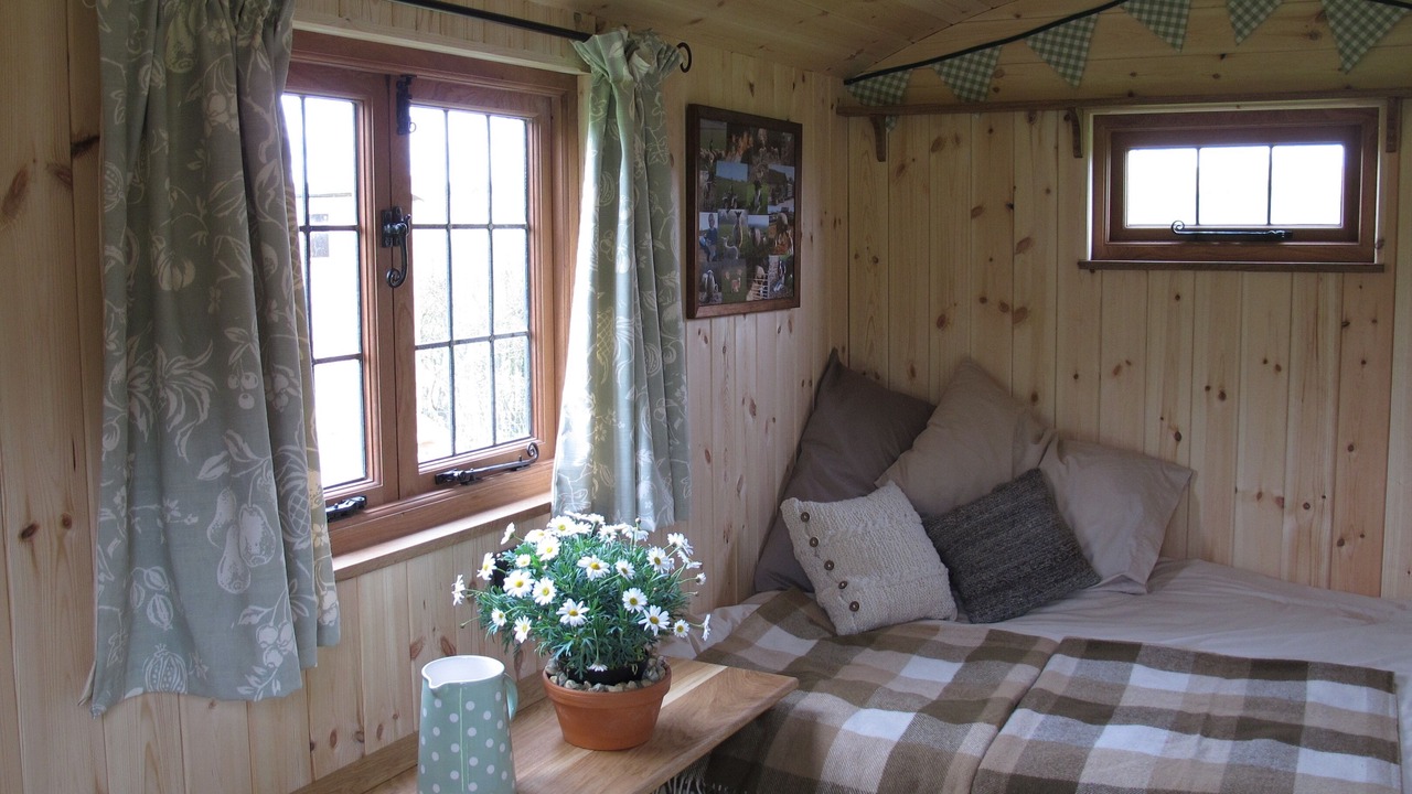 Photo of Others in Ebbesborne Wake