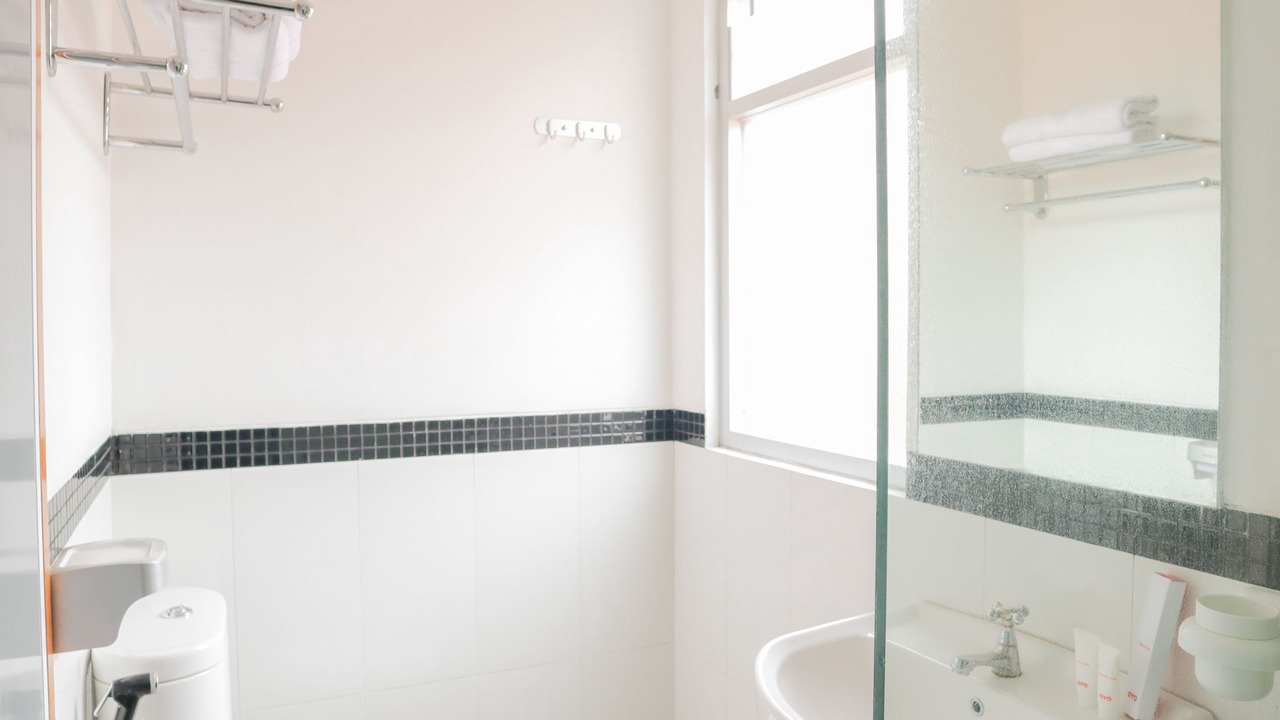 Photo of Bathroom in Mangga Besar