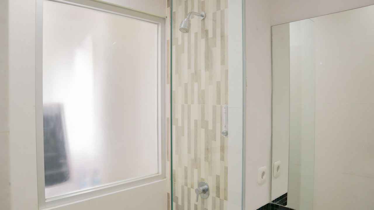 Photo of Bathroom in Mangga Besar