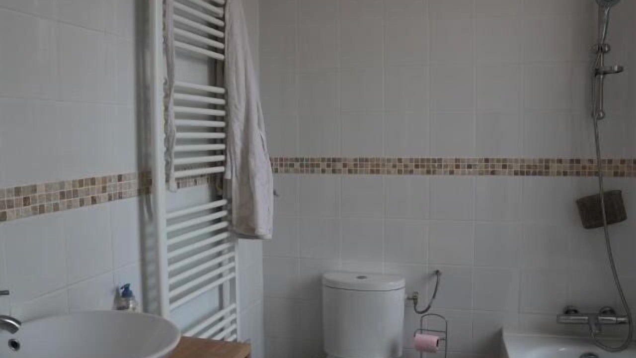 Photo of Bathroom in La Rochelle City Centre