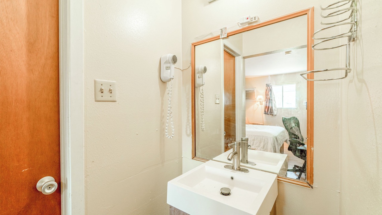 Photo of Bathroom in Colorado City