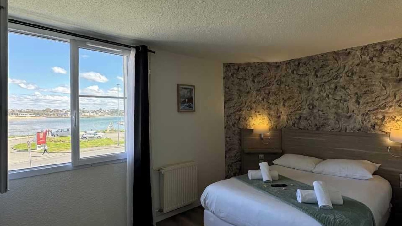 Photo of Bedroom in Saint-Marc