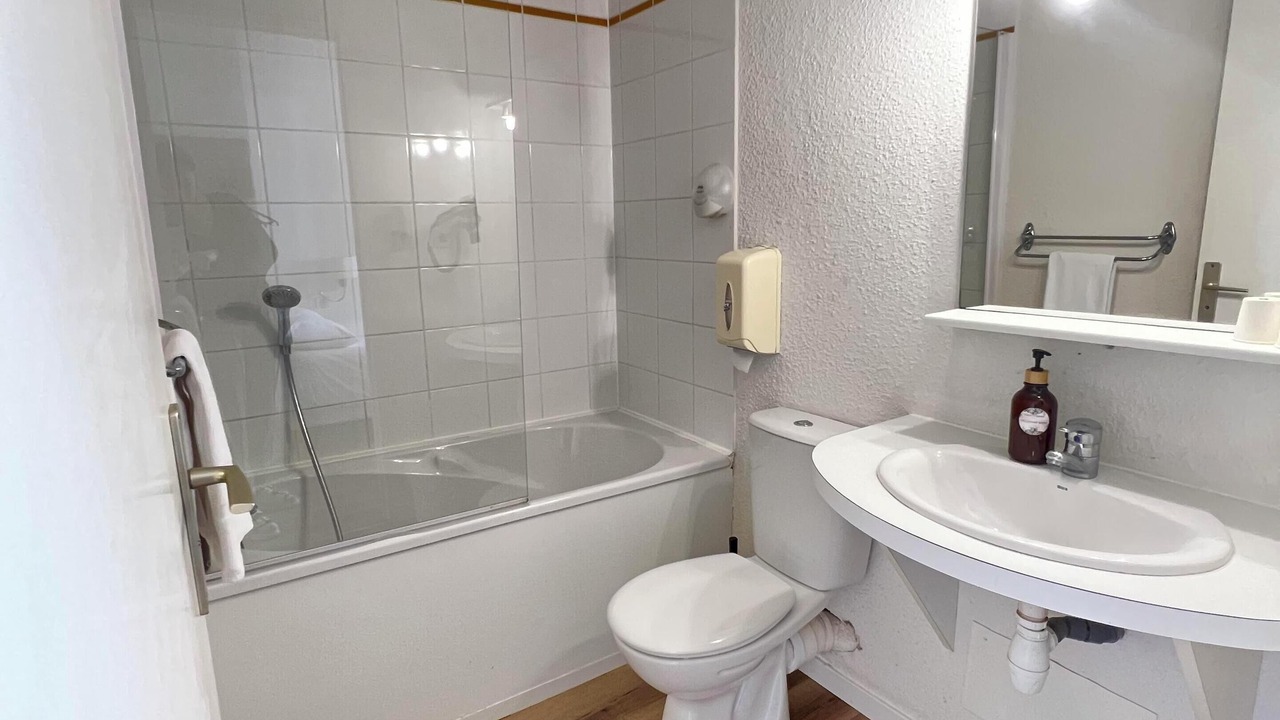 Photo of Bathroom in Saint-Marc