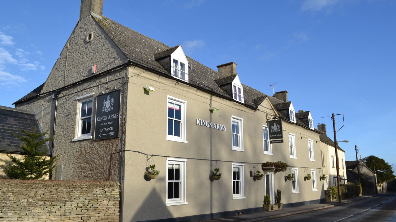 Photo of Outdoor in Badminton
