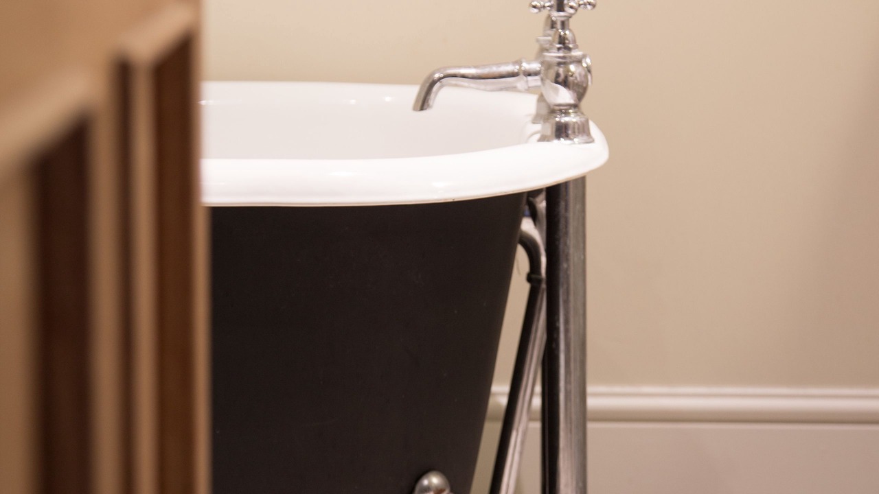 Photo of Bathroom in Tollard Royal