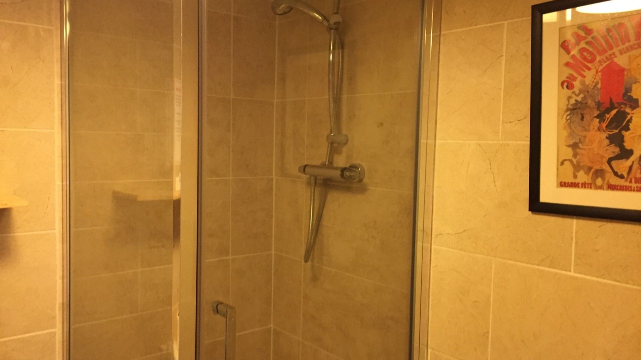 Photo of Bathroom in Findon