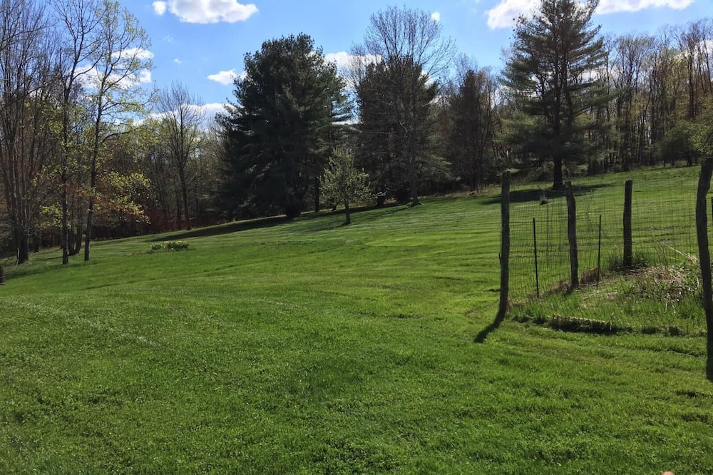 Photo of Outdoor in Brackney