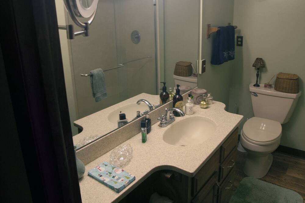 Photo of Bathroom in Brackney