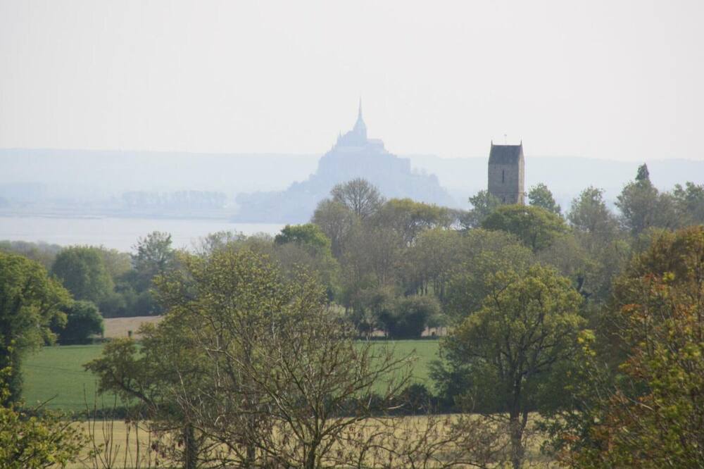 Photo of Others in Dragey-Ronthon