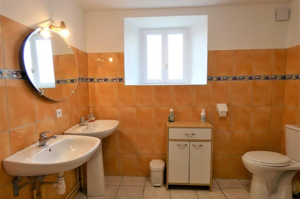 Photo of Bathroom in Cagnotte