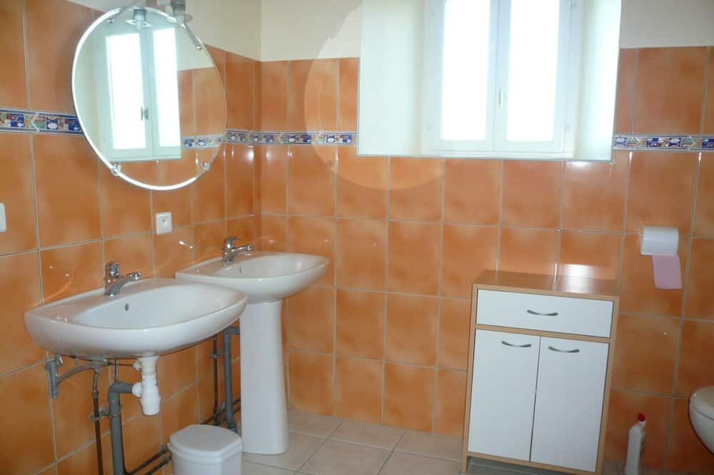 Photo of Bathroom in Cagnotte