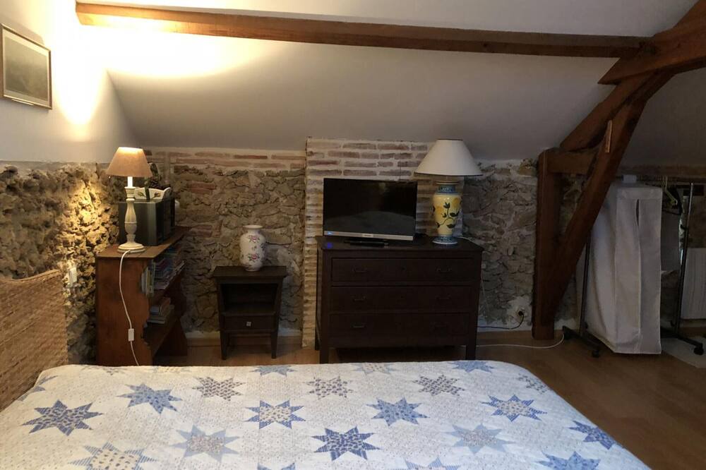 Photo of Bedroom in Mont-de-Marsan