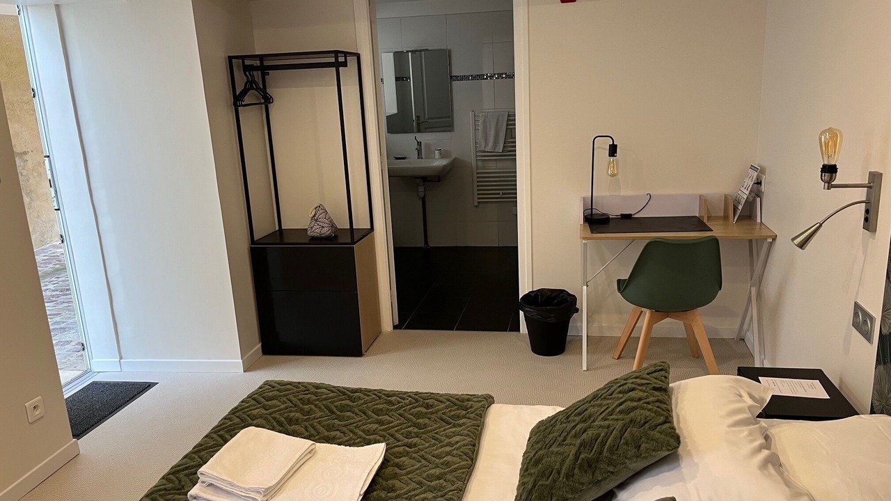 Photo of Bedroom in Bayeux