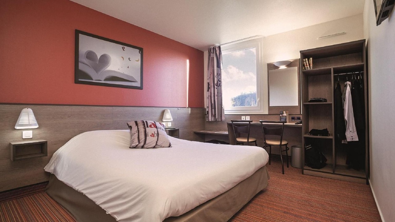 Photo of Bedroom in Ville-la-Grand