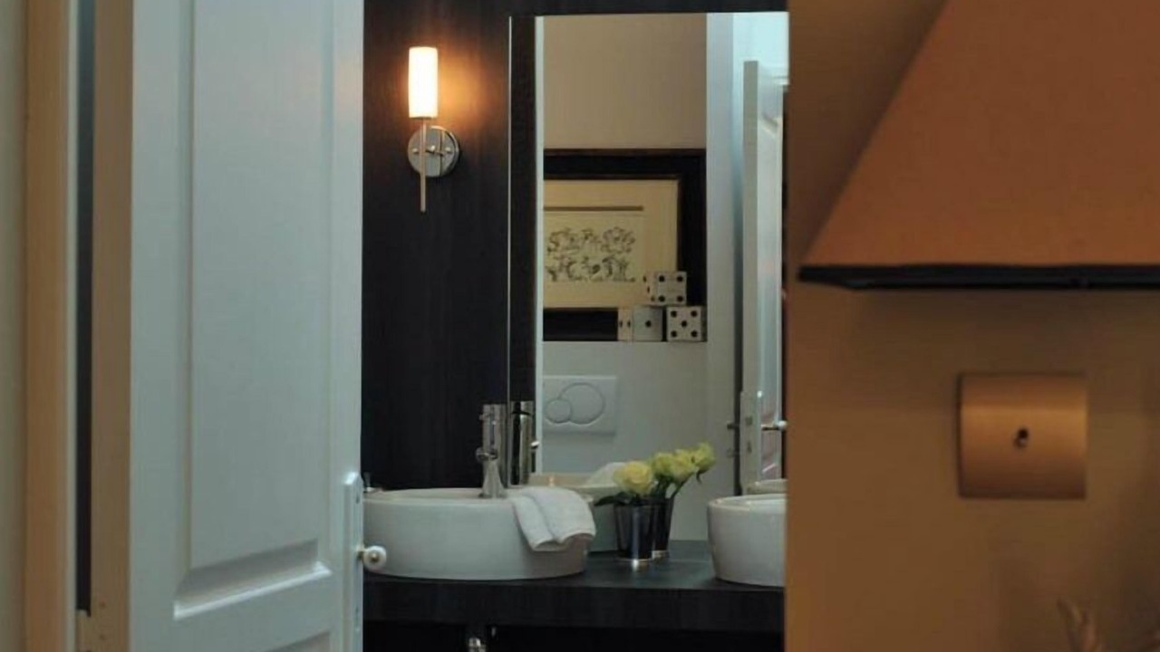 Photo of Bathroom in Beaulieu-sur-Layon