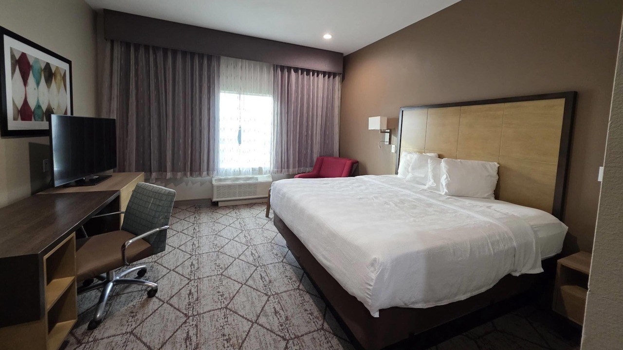 Photo of Bedroom in Northwest Corpus Christi