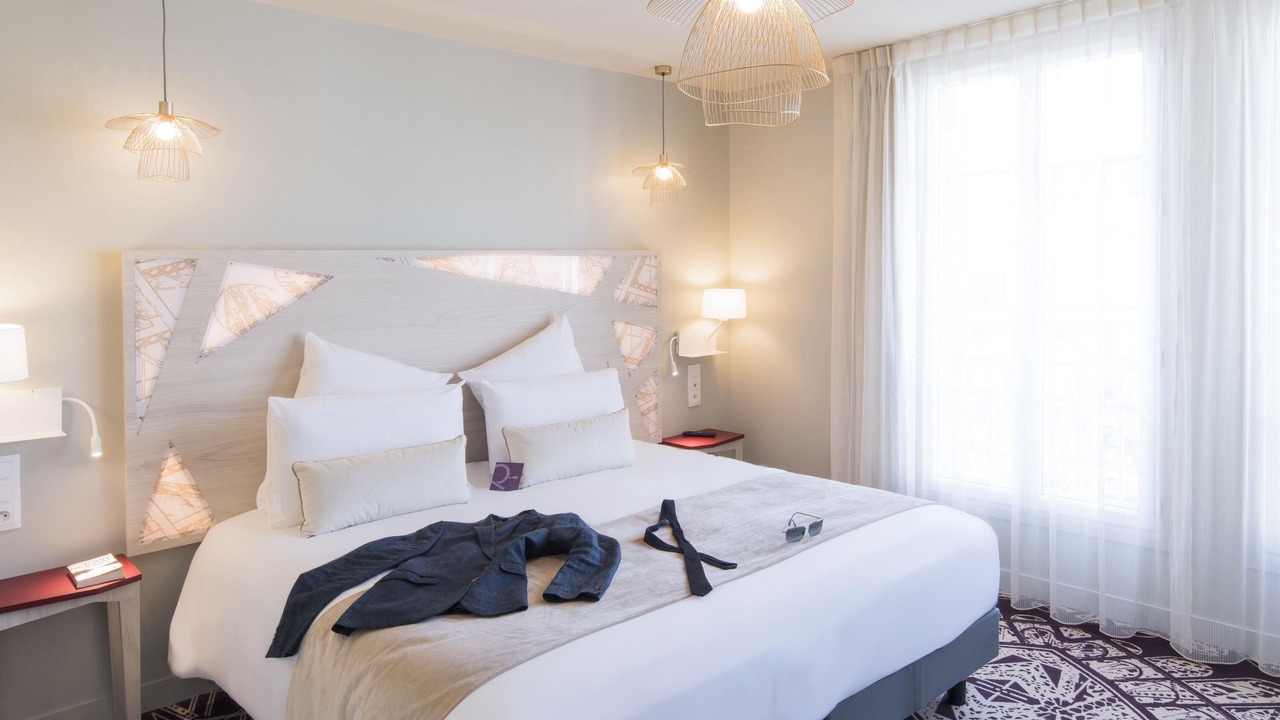 Photo of Bedroom in Levallois-Perret