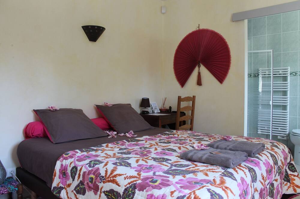 Photo of Bedroom in Montauroux