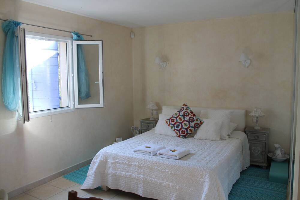 Photo of Bedroom in Montauroux