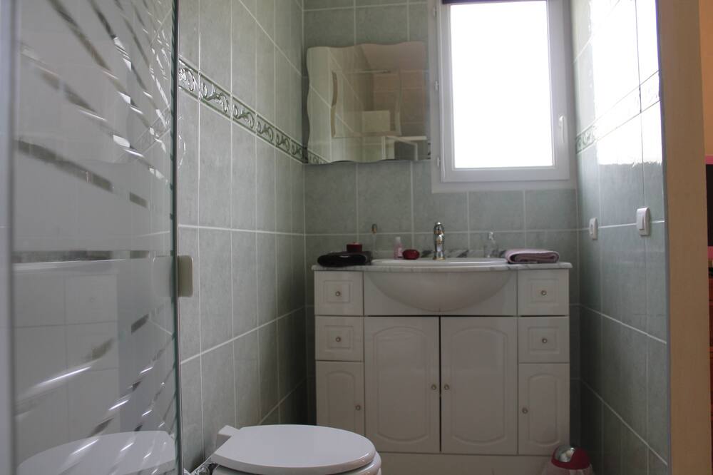 Photo of Bathroom in Montauroux