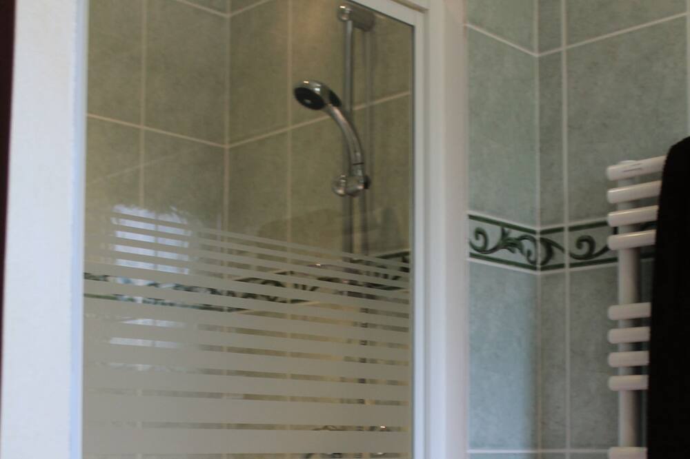 Photo of Bathroom in Montauroux