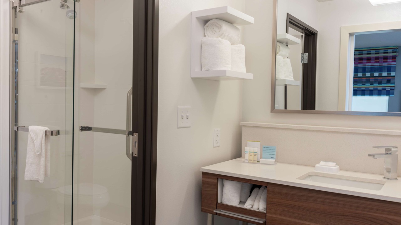 Photo of Bathroom in Xenia