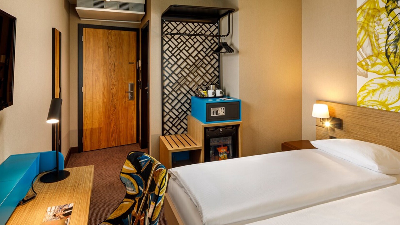Photo of Bedroom in Lausanne Center