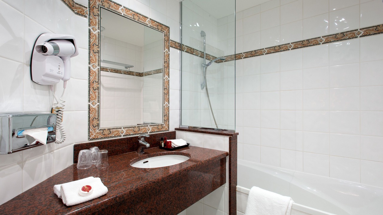 Photo of Bathroom in Boulogne-sur-Mer