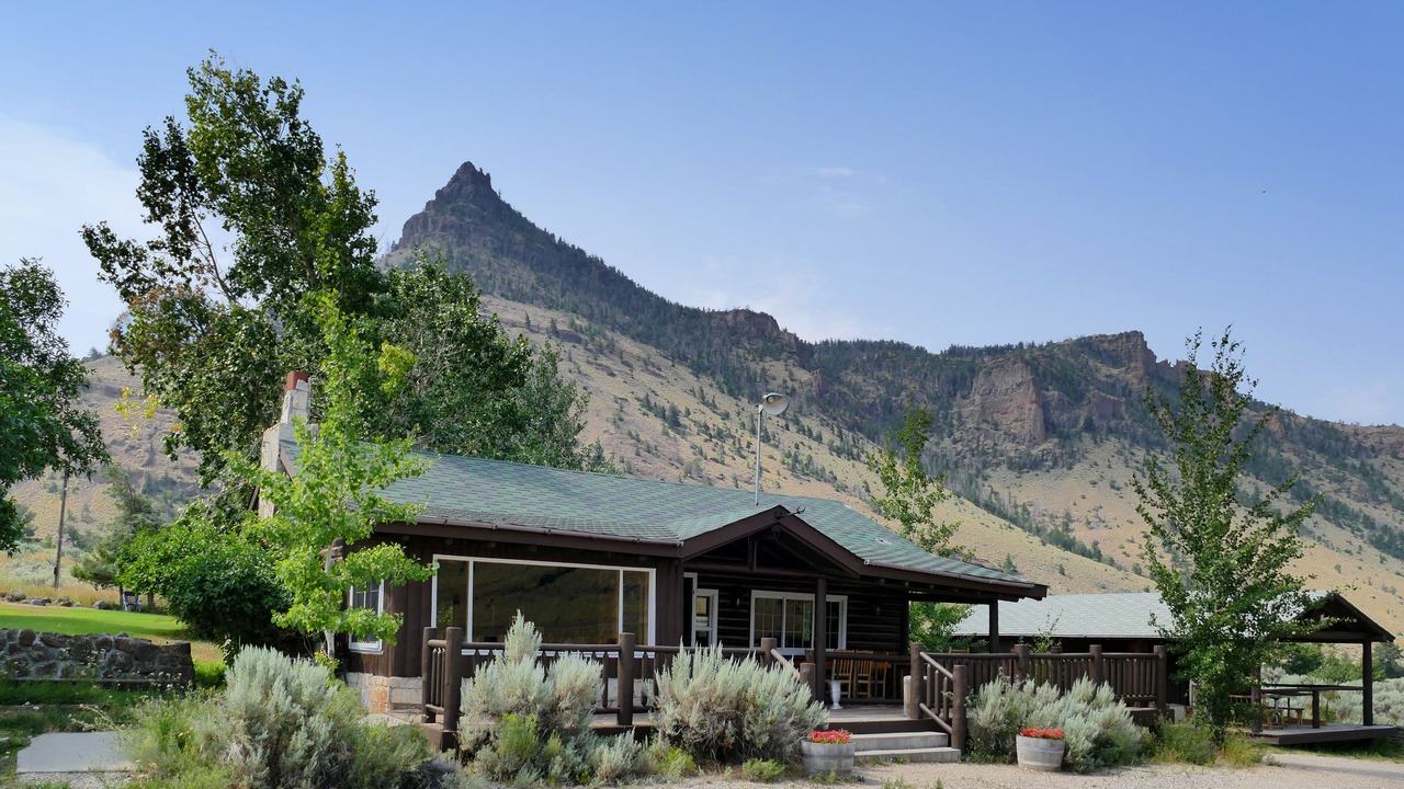 Photo of Others in Wapiti