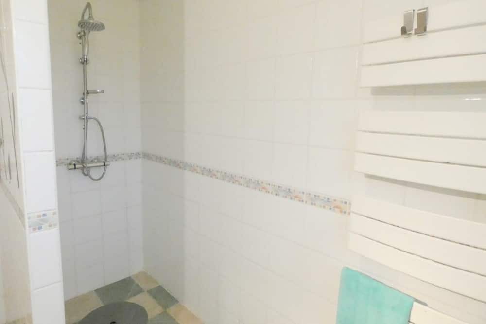 Photo of Bathroom in Benquet