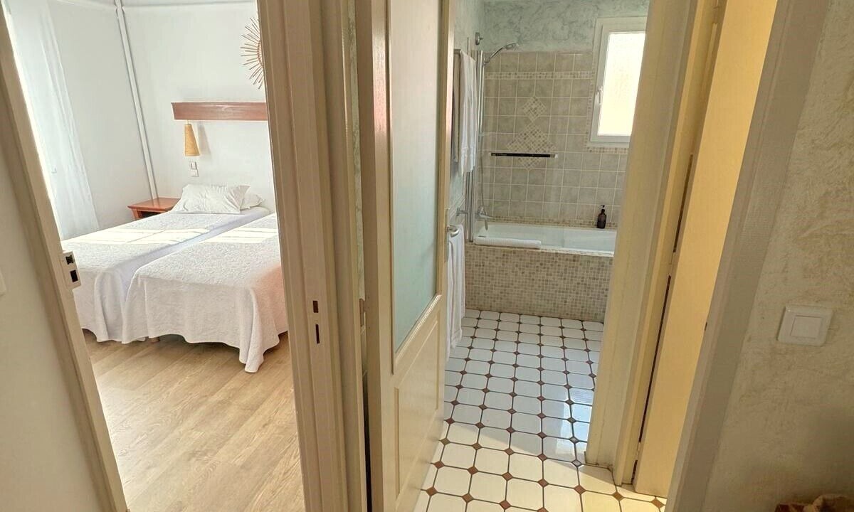 Photo of Bedroom in Le Lavandou
