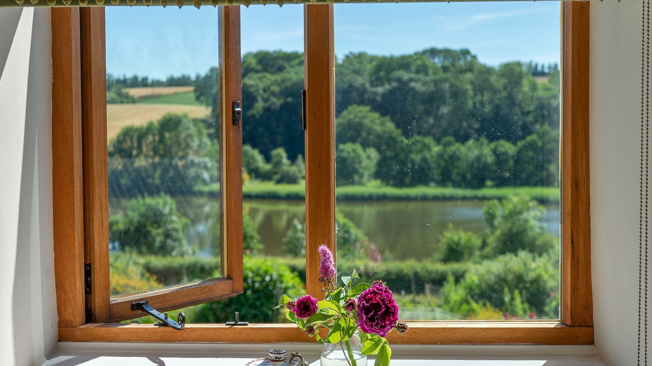 Photo of Bedroom in Chelmarsh