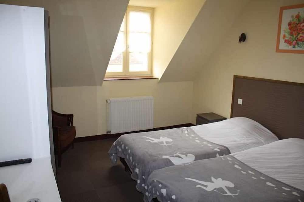 Photo of Bedroom in Vezelay
