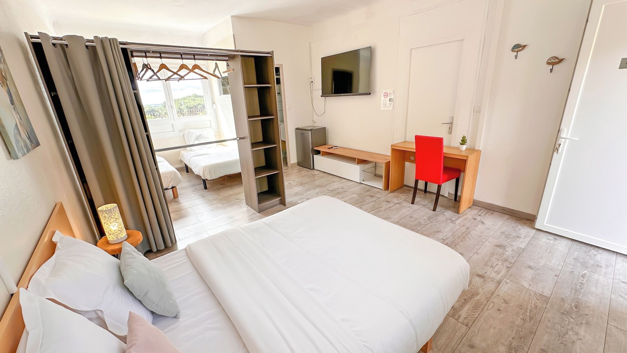 Photo of Bedroom in Montagnac