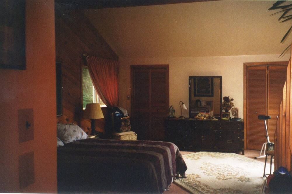 Photo of Bedroom in Mille-Isles