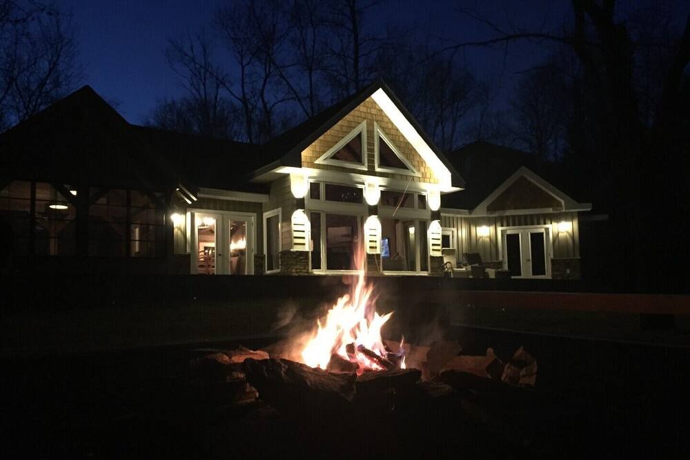 Photo of Outdoor in Caddy Lake