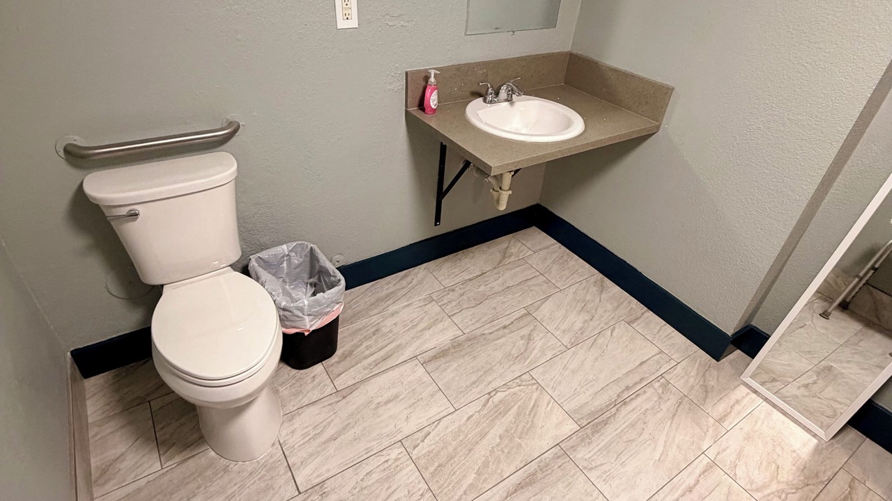 Photo of Bathroom in Gateway District