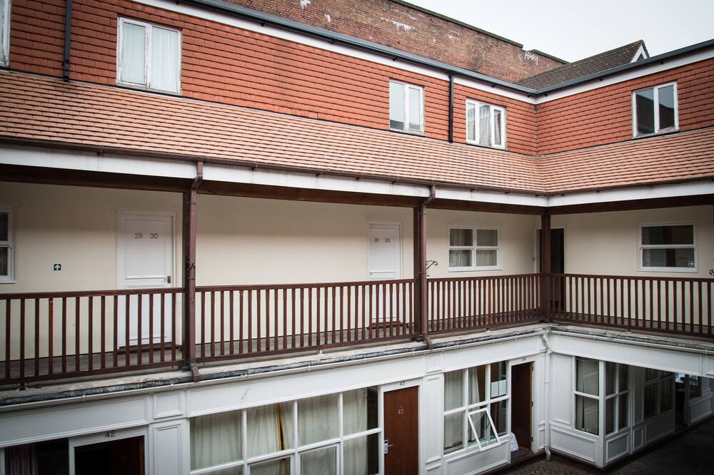 Photo of Patio Balcony in Cray Valley East
