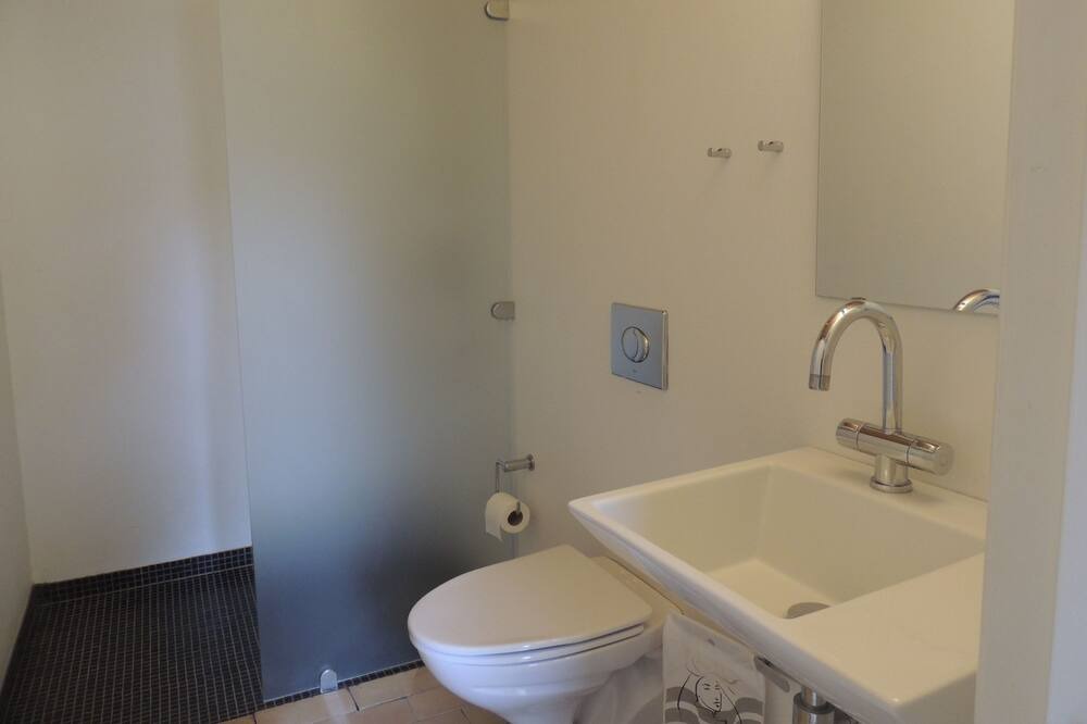 Photo of Bathroom in Millinge