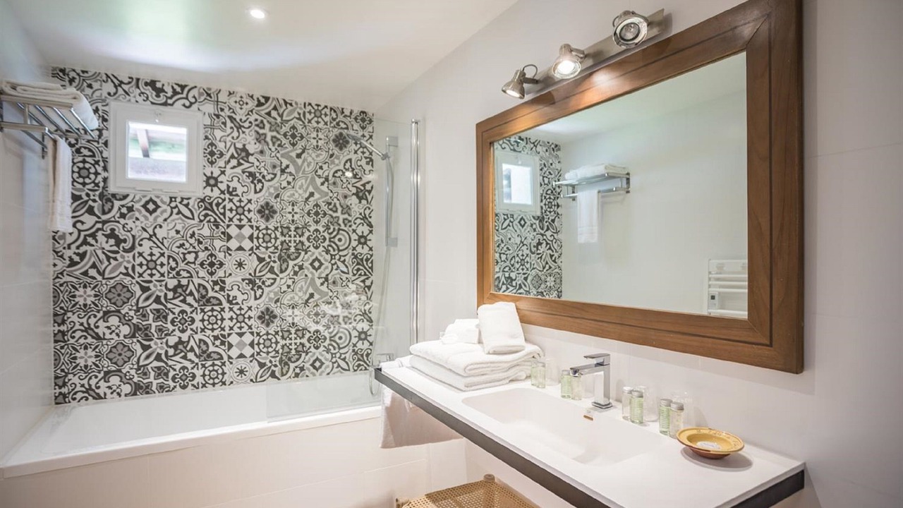 Photo of Bathroom in Le Grau-Du-Roi