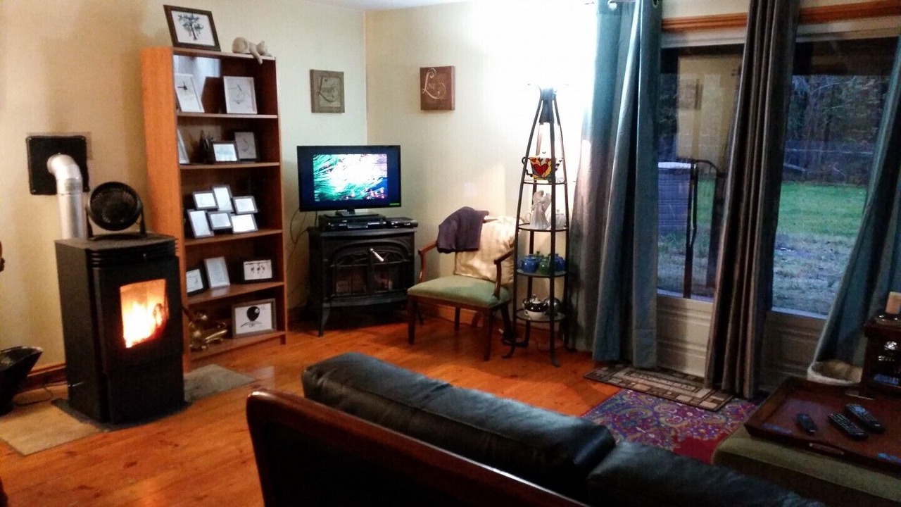Photo of Livingroom in Clarington