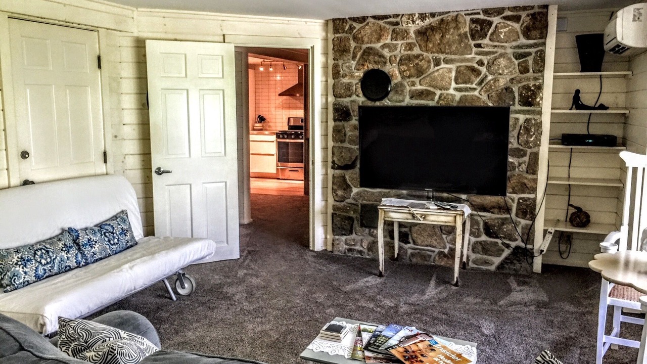 Photo of Livingroom in Adamsville