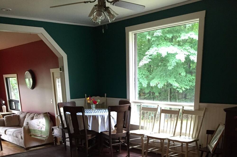 Photo of Livingroom in Seguin