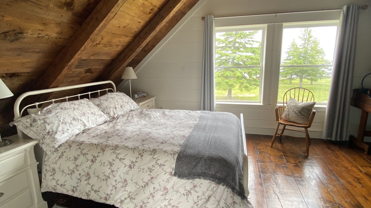 Photo of Others in Pirogue