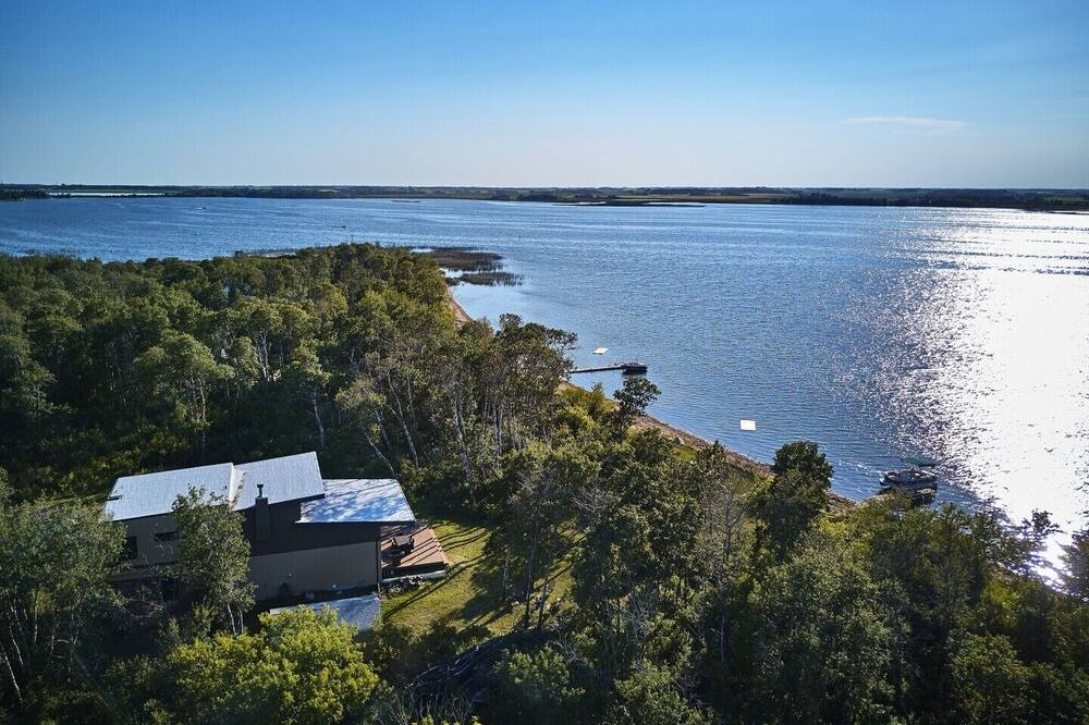 Photo of Others in Shoal Lake